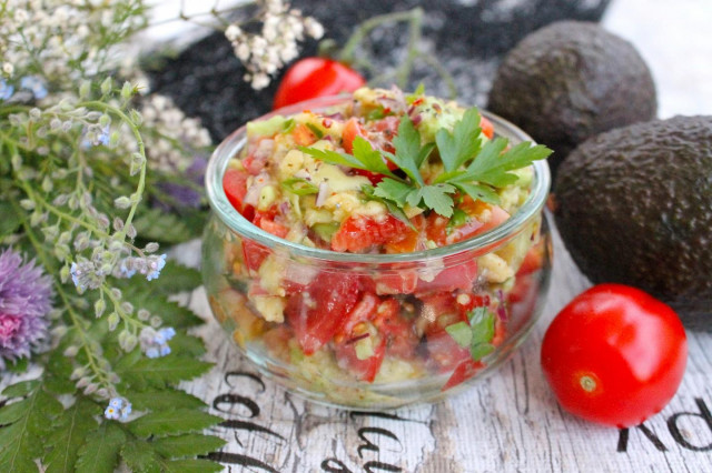 Салат з авокадо і помідорів чері рецепт з фото покроково 