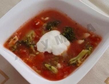 Суп з томатами кальмарами і брокколі рецепт з фото покроково 