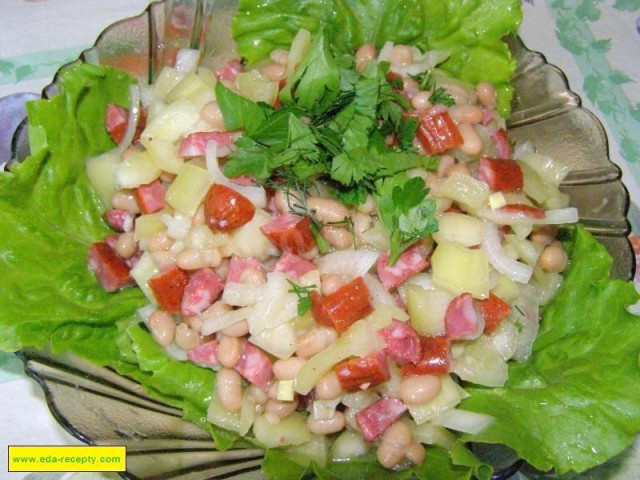 Салат з копченою ковбасою рецепт з фото покроково 