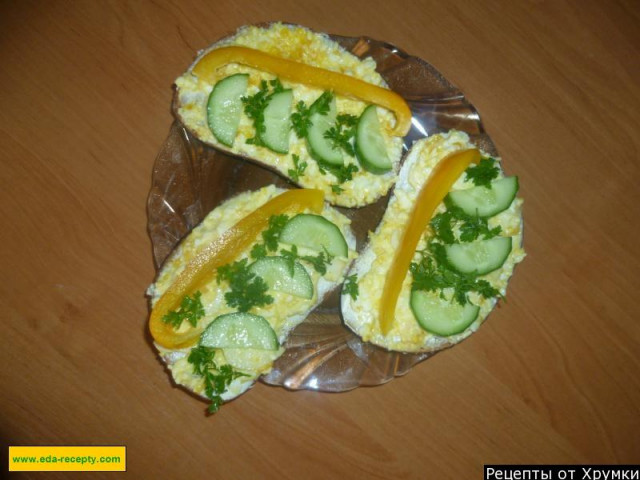 Бутерброди з яйцем і болгарським перцем на швидку руку рецепт з фото покроково 