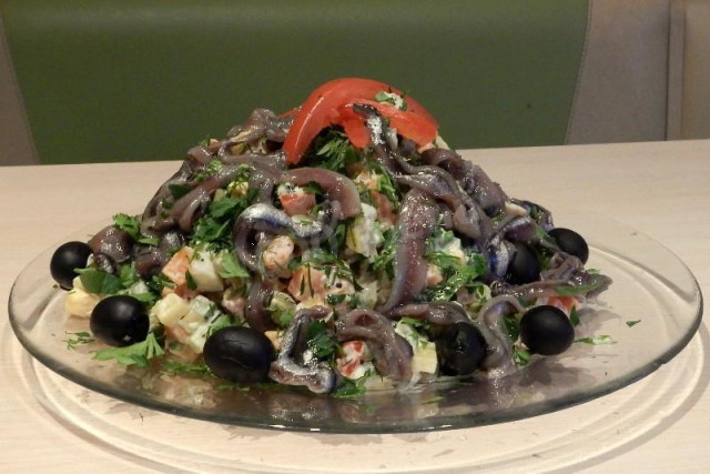 Салат з кільки рецепт з фото покроково 