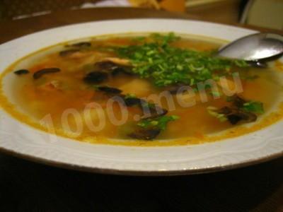 Суп з креветок і кальмарів рецепт з фото 