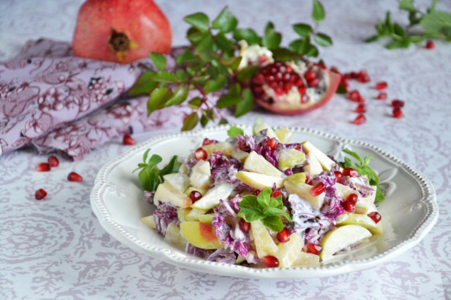 Фруктовий салат з пекінською капустою яблуками і гранатами рецепт з фото покроково і відео 