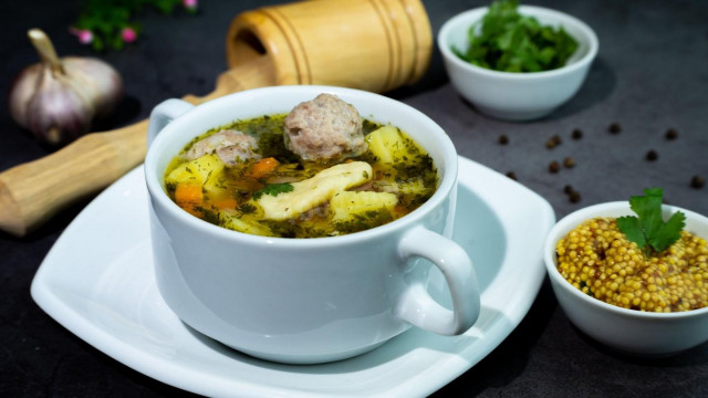 Суп з м'ясними фрикадельками і галушками рецепт з фото покроково і відео 