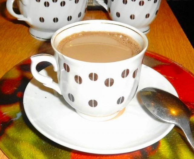 Кава з молоком, корицею і мускатним горіхом рецепт з фото покроково 