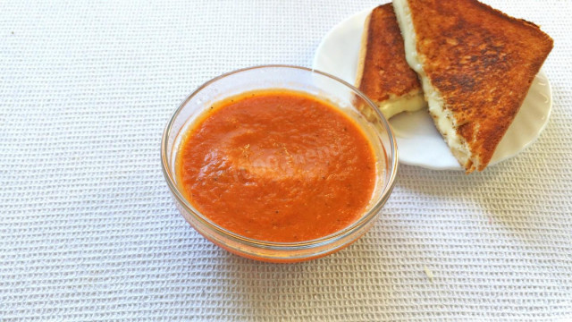 Томатний Суп Пюре з запеченими томатами і вершками рецепт з фото покроково і відео 