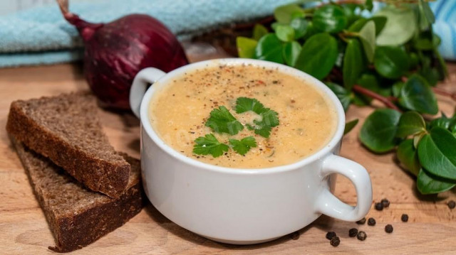 Гороховий суп-пюре з сирокопченої ковбасою рецепт з фото покроково і відео 