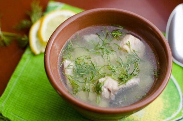 Рибний суп вуха з голів сьомги з картоплею і кропом рецепт з фото покроково 