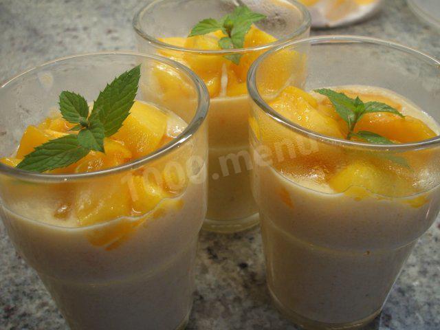 Десерт Літній з персиками і абрикосами рецепт з фото 