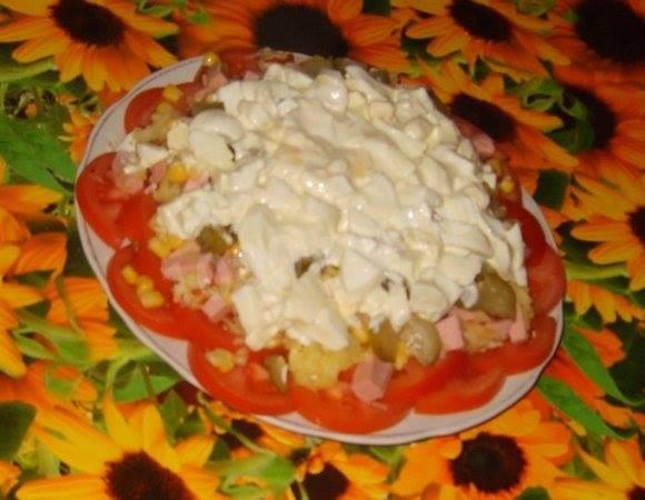 Салат шарами з помідорами і ковбасою рецепт з фото 