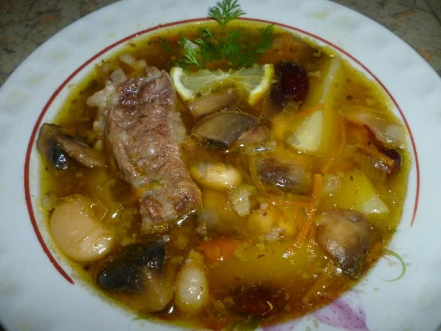 Квасолевий суп з грибами і реберцями рецепт з фото покроково 