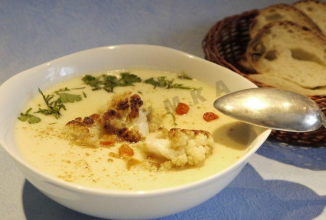 Сирний суп з цвітною капустою і вершками рецепт з фото покроково 