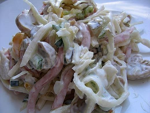 Салат з кальмарів з шинкою і квасолею рецепт з фото 