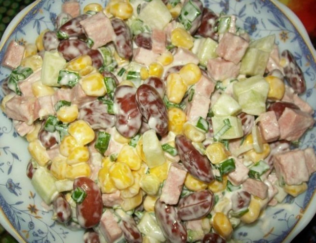 Салат з квасолею і шинкою рецепт з фото покроково 
